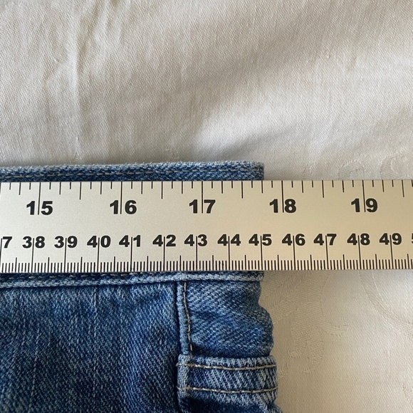 Tommy Hilfiger Men's Freedom Fit Standard Wash Jeans - Picture 8 of 15